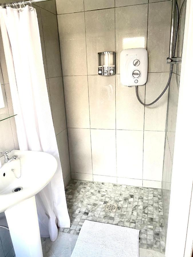 Seven Oaks B&B Ballyhaunis Dış mekan fotoğraf