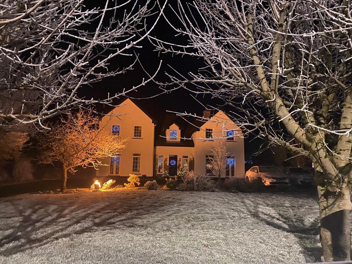 Seven Oaks B&B Ballyhaunis Dış mekan fotoğraf
